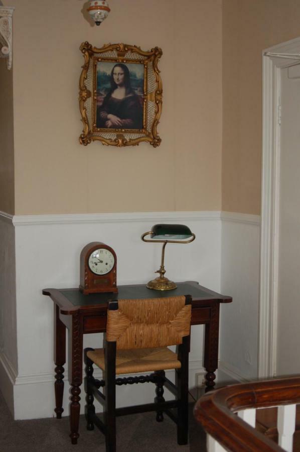 Knights Rest Bed & Breakfast Shanklin Dış mekan fotoğraf